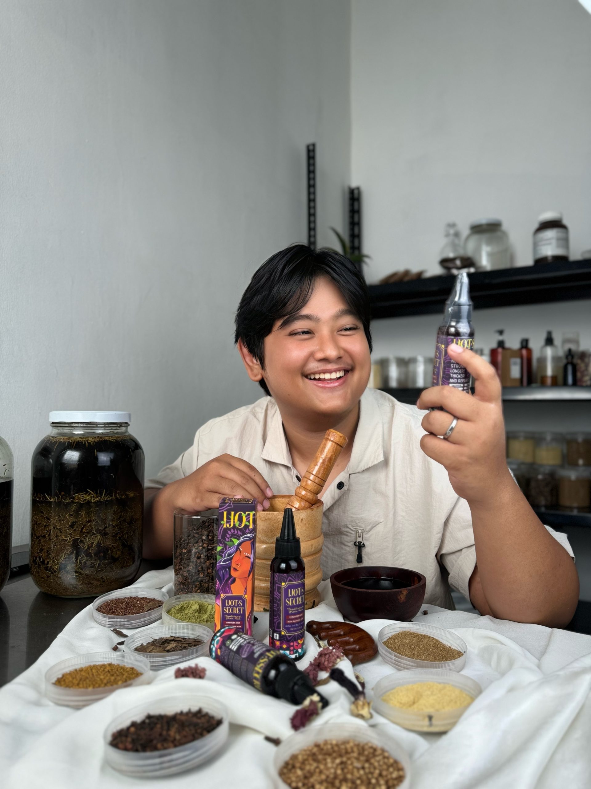 Hair-Oil-Tematik-3-1-scaled.jpg